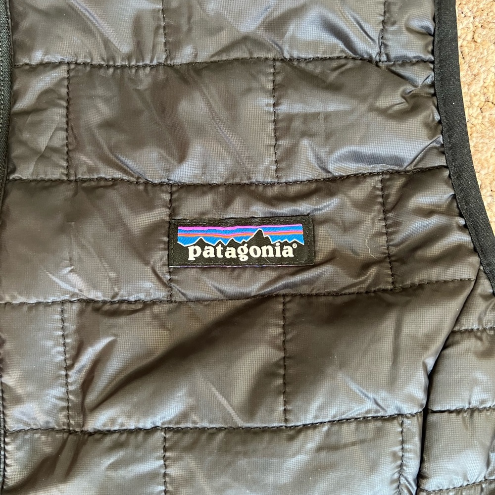Patagonia Nano Puff Vest (women’s Medium) - Picture 3 of 6